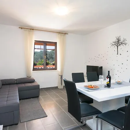 One-bedroom In *